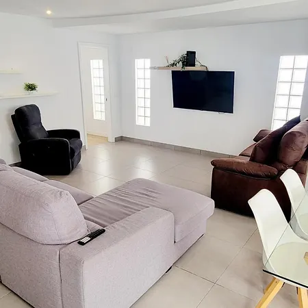 Con Piscina Privada Lejlighed